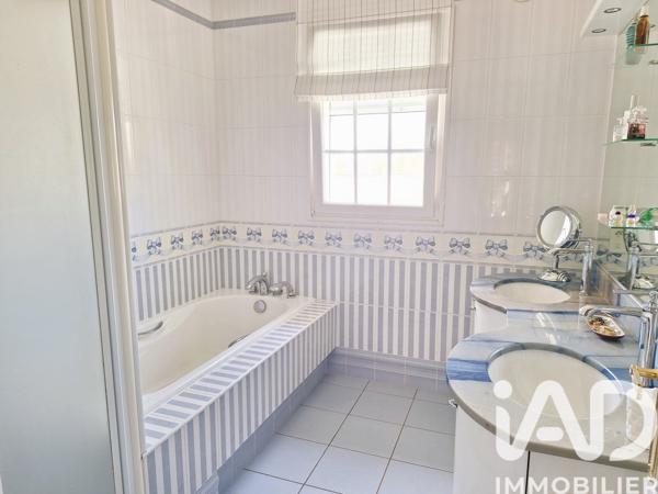 Maison à vendre 6 pièces 150 m² Arpajon-sur-Cère