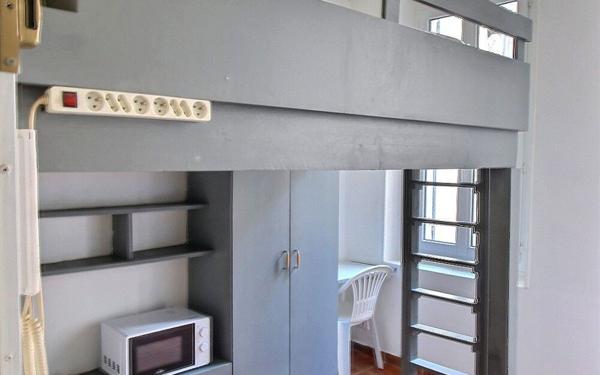 Appartement à louer    1 pièce • 11,70 m2 Marseille 5
