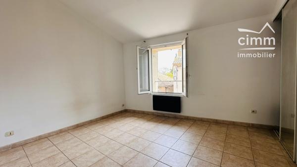 EXCLUSIVITÉ – Appartement T2 de 47 m² au cœur de Châteauneuf-de-Gadagne