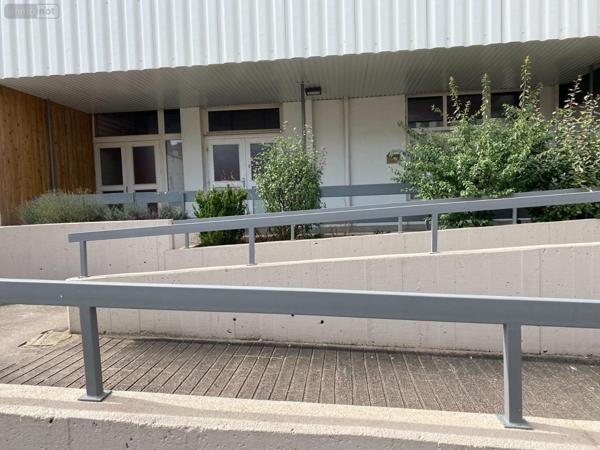 Local commercial à vendre à Vesoul en Haute-Saône (70000), ref : VP110-COMPANY40400MZL