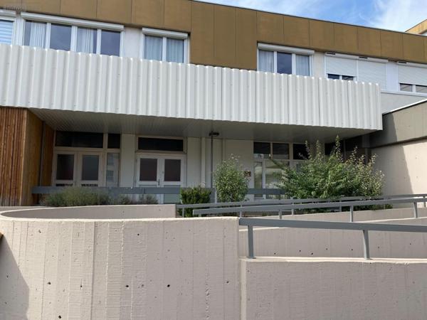 Local commercial à vendre à Vesoul en Haute-Saône (70000), ref : VP110-COMPANY40400MZL