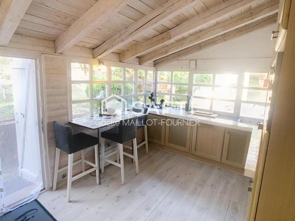 Maison au calme avec cachet et jardin.