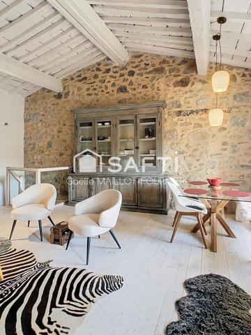 Maison au calme avec cachet et jardin.