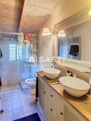 Maison au calme avec cachet et jardin.