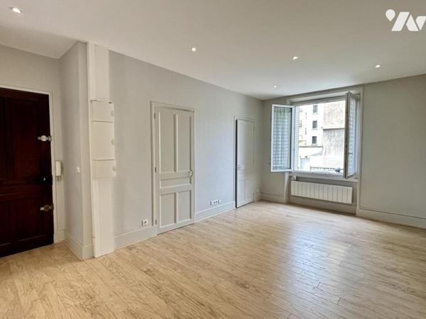 Grenoble – 3 pièces traversant, au calme – Secteur Parc Paul Mistral/ anneau de vitesse