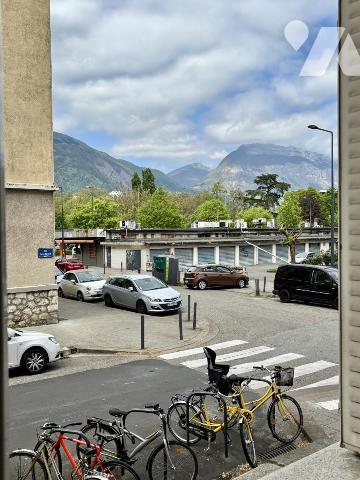 Grenoble – 3 pièces traversant, au calme – Secteur Parc Paul Mistral/ anneau de vitesse