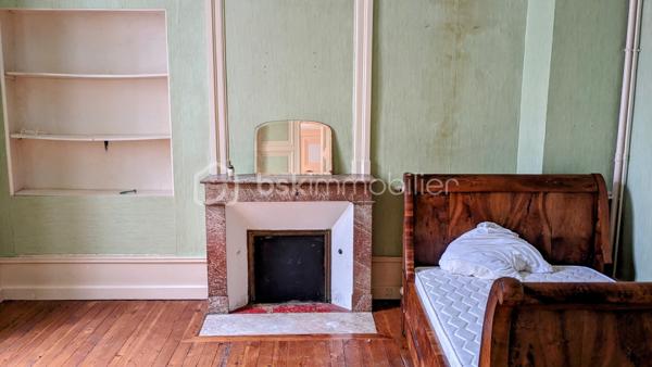 Maison ancienne de 270 m²