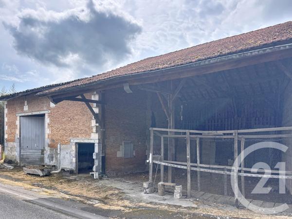 à vendre  1414,60 m 2   LA REOLE  - 33