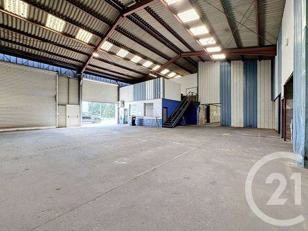 à vendre  1414,60 m 2   LA REOLE  - 33