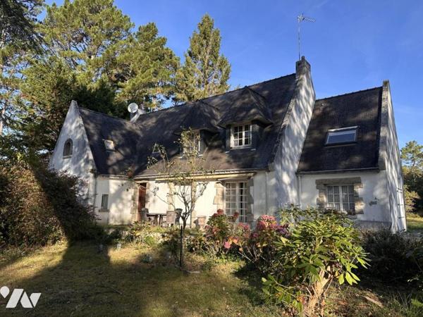 A VENDRE CARNAC Nord, dans lotissement résidentiel, maison années 70, terrain en Na 6460 m²
