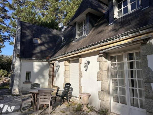 A VENDRE CARNAC Nord, dans lotissement résidentiel, maison années 70, terrain en Na 6460 m²
