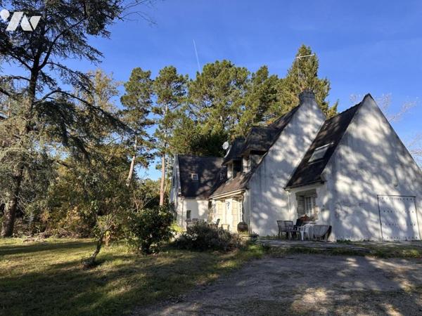 A VENDRE CARNAC Nord, dans lotissement résidentiel, maison années 70, terrain en Na 6460 m²