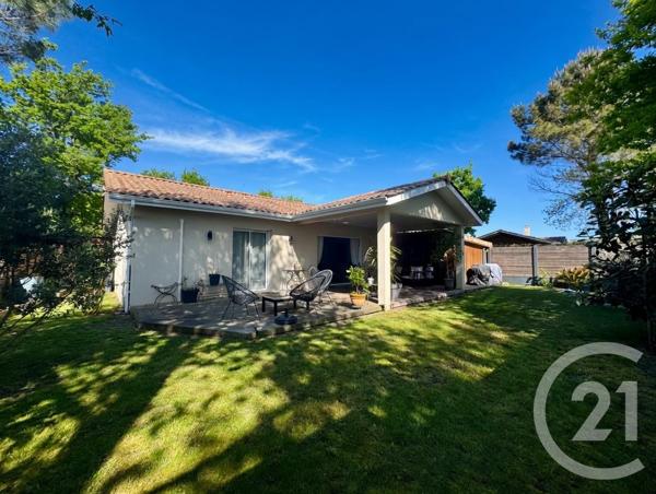 Maison à vendre  4 pièces - 150 m 2   HOURTIN  - 33
