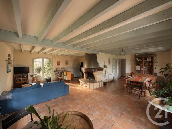 Maison à vendre  4 pièces - 150 m 2   HOURTIN  - 33