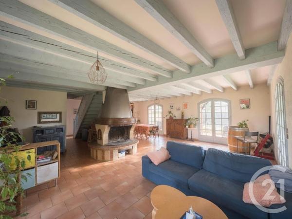 Maison à vendre  4 pièces - 150 m 2   HOURTIN  - 33