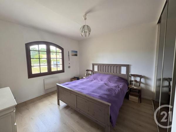 Maison à vendre  4 pièces - 150 m 2   HOURTIN  - 33