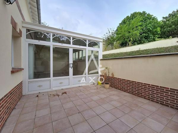 Maison familiale 5 pièces avec sous-sol total et jardin arboré de 900 m² – Beauvais, quartier Marissel