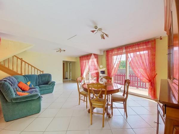 Maison familiale 5 pièces avec sous-sol total et jardin arboré de 900 m² – Beauvais, quartier Marissel