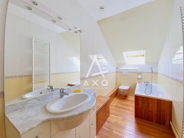 Maison familiale 5 pièces avec sous-sol total et jardin arboré de 900 m² – Beauvais, quartier Marissel