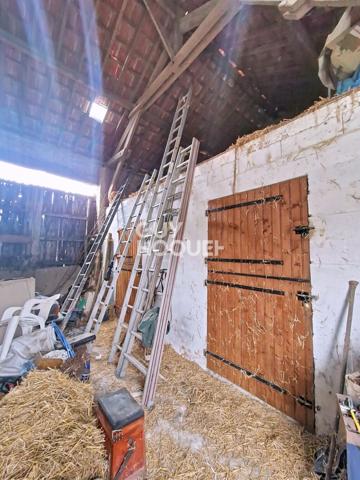 Maison à vendre de 5 pièces de 83.54 m² avec grange de 100 m² et terrain constructible