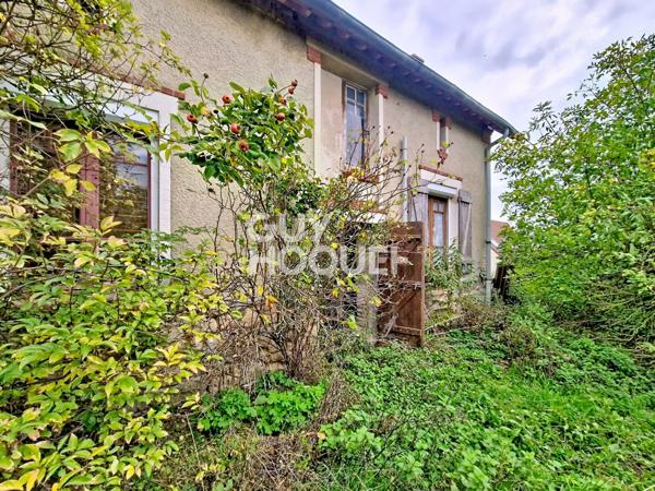 Maison à vendre de 5 pièces de 83.54 m² avec grange de 100 m² et terrain constructible
