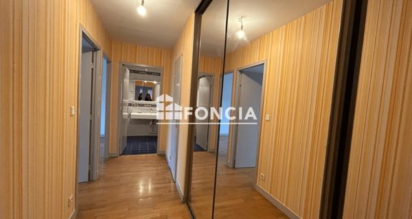 Location Appartement 3 pièces 81.6 m² - Vienne 38200