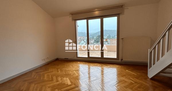 Location Appartement 3 pièces 81.6 m² - Vienne 38200