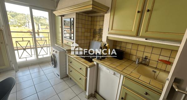 Location Appartement 3 pièces 81.6 m² - Vienne 38200