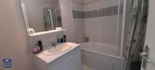 Maison à louer 3 pièces 62.57m² Limoges (87280)