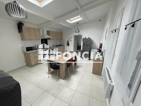 Location Appartement meublé 3 pièces 62.35 m² - 9 AVENUE D'AUNIS - Porte n°3 Tonnay Charente 17430