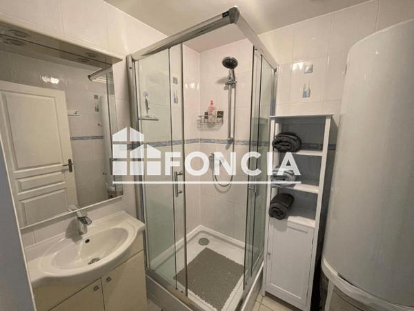 Location Appartement meublé 3 pièces 62.35 m² - 9 AVENUE D'AUNIS - Porte n°3 Tonnay Charente 17430