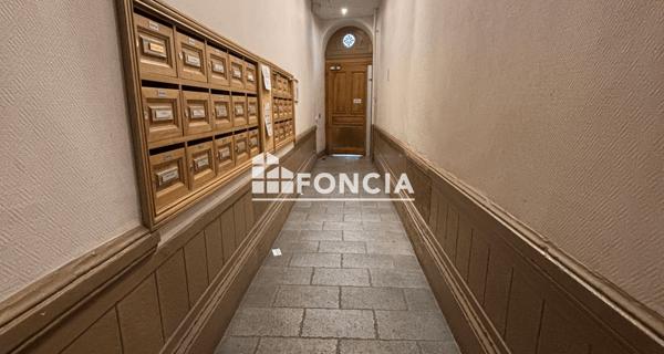 À vendre Studio 13.85 m² - Lyon 69007