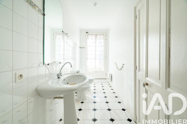 Maison à vendre 9 pièces 245 m² Saint-Rémy-de-Provence