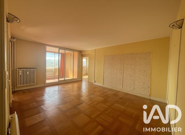 Appartement à vendre 4 pièces 107 m² Bagnols-sur-Cèze