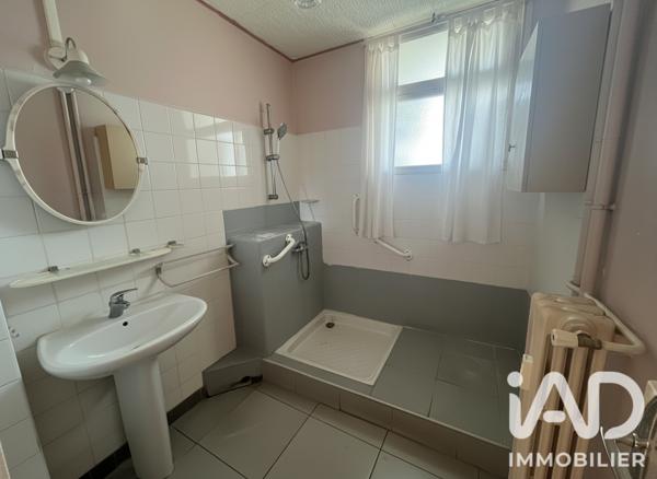 Appartement à vendre 4 pièces 107 m² Bagnols-sur-Cèze