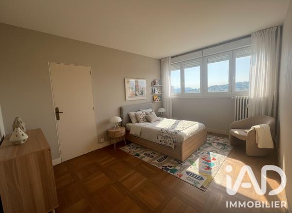 Appartement à vendre 4 pièces 107 m² Bagnols-sur-Cèze