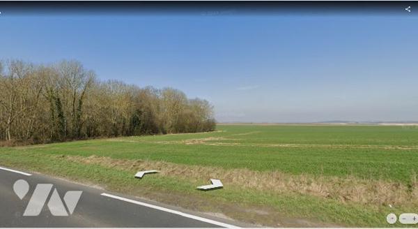 Terrain en nature de bois-taillis sur la Commune d'Estrées-Mons d'une superficie de 120 m².