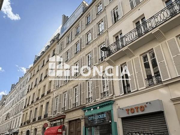 Location Local commercial 1 pièce 131.4 m² - 33 RUE GODOT DE MAUROY Paris 75009