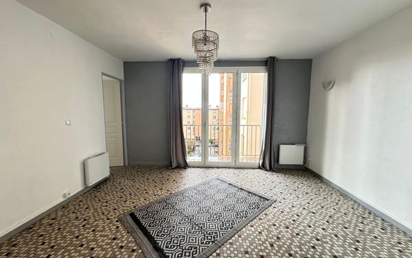Appartement à vendre    4 pièces • 65 m2 Nîmes