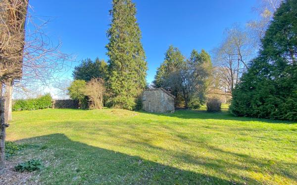 Maison à vendre    5 pièces • 137 m2 Chamboret