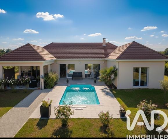 Maison à vendre 6 pièces 150 m² Estivareilles