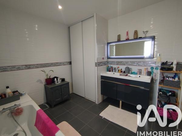 Maison à vendre 6 pièces 150 m² Estivareilles