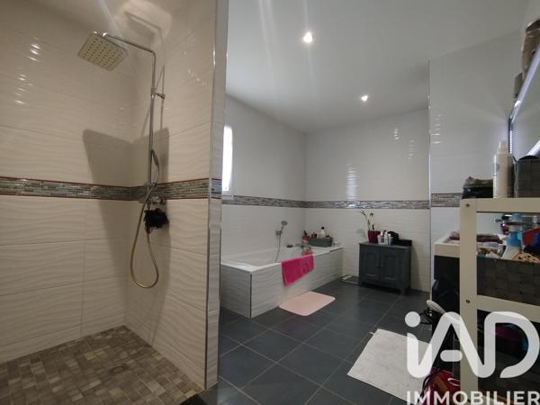 Maison à vendre 6 pièces 150 m² Estivareilles
