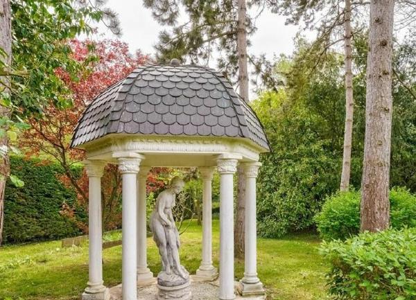 Maison à vendre    9 pièces •  Ézy-sur-Eure