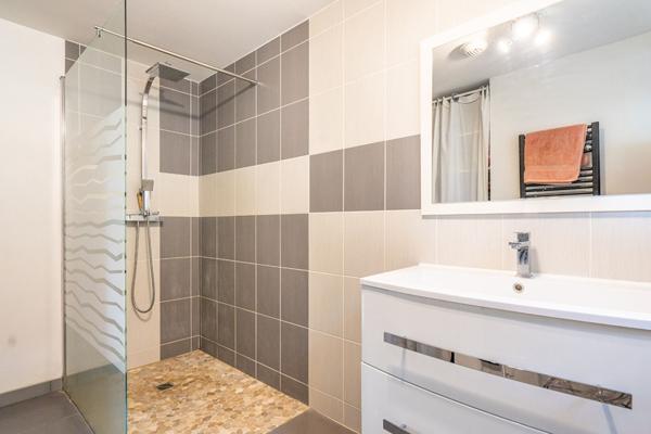 MARTILLAC CENTRE - Belle maison familiale T4 avec jardin et piscine