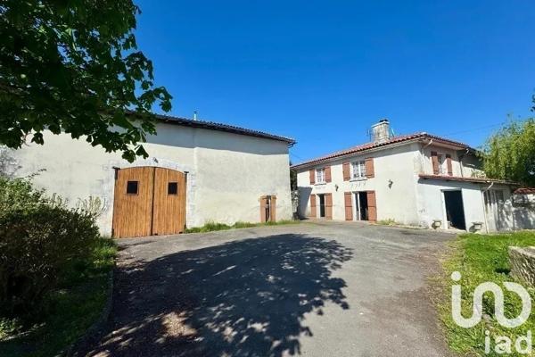 Maison à vendre 5 pièces 103 m² Barbezieux-Saint-Hilaire