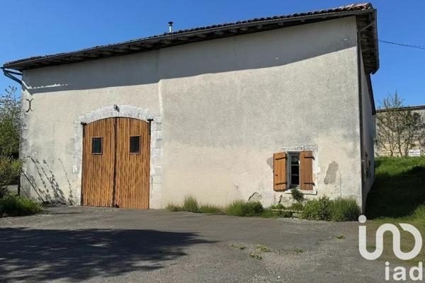 Maison à vendre 5 pièces 103 m² Barbezieux-Saint-Hilaire