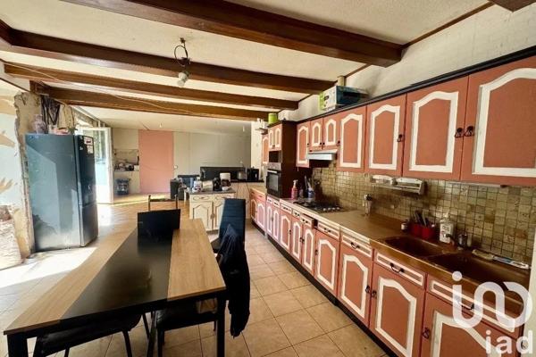 Maison à vendre 5 pièces 103 m² Barbezieux-Saint-Hilaire
