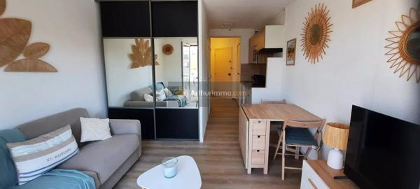 Location                                                      Appartement
                        
                     1 pièces                      24 m2                     à Saint-Aygulf