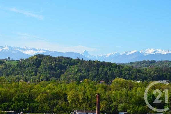 Appartement F3 à vendre  3 pièces - 70 m 2   PAU  - 64